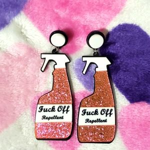 NWT,FACTORY SEAL "F*** OFF" REPELLANT METALLIC GLITTER PINK SPRAY BOTTLE EARRING